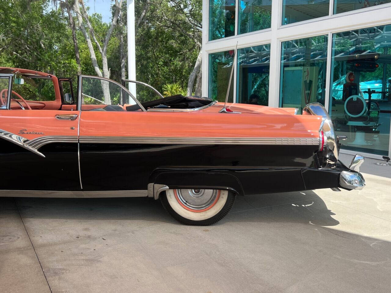 Ford-Fairlane-1956-Coupe-9