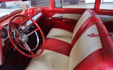 Ford-Fairlane-1956-Sedan-14