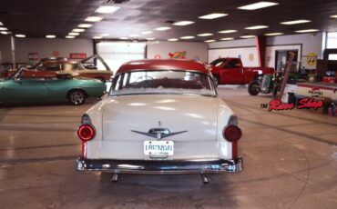Ford-Fairlane-1956-Sedan-6