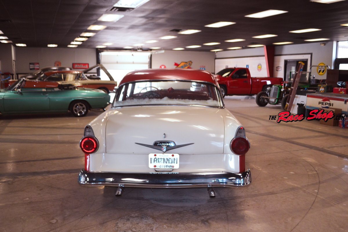 Ford-Fairlane-1956-Sedan-6