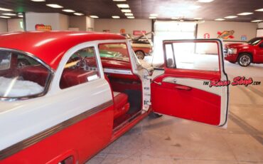 Ford-Fairlane-1956-Sedan-9