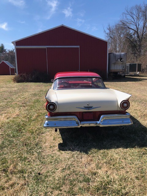 Ford-Fairlane-1957-2dr-Hardtop-4