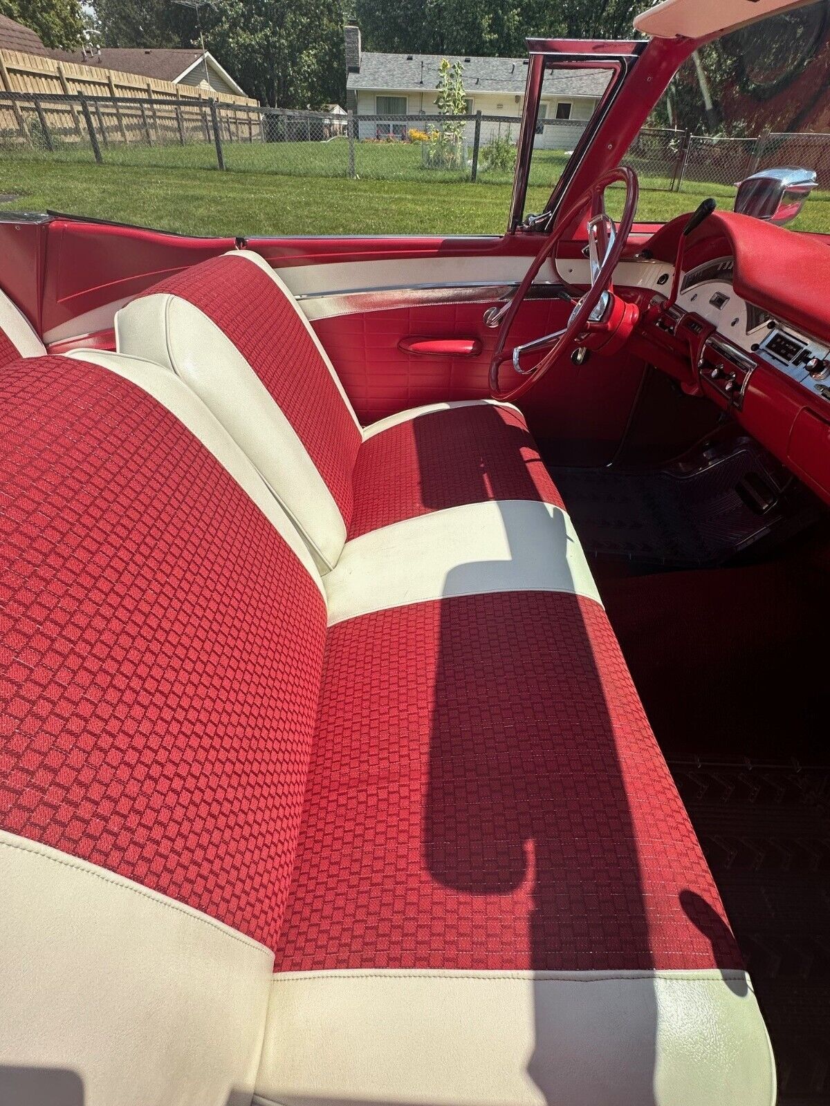 Ford-Fairlane-1957-Convertible-17