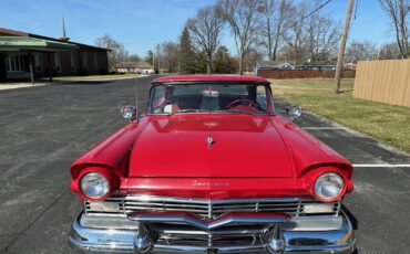 Ford-Fairlane-1957-Convertible-2