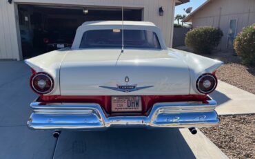 Ford-Fairlane-1957-Convertible-3
