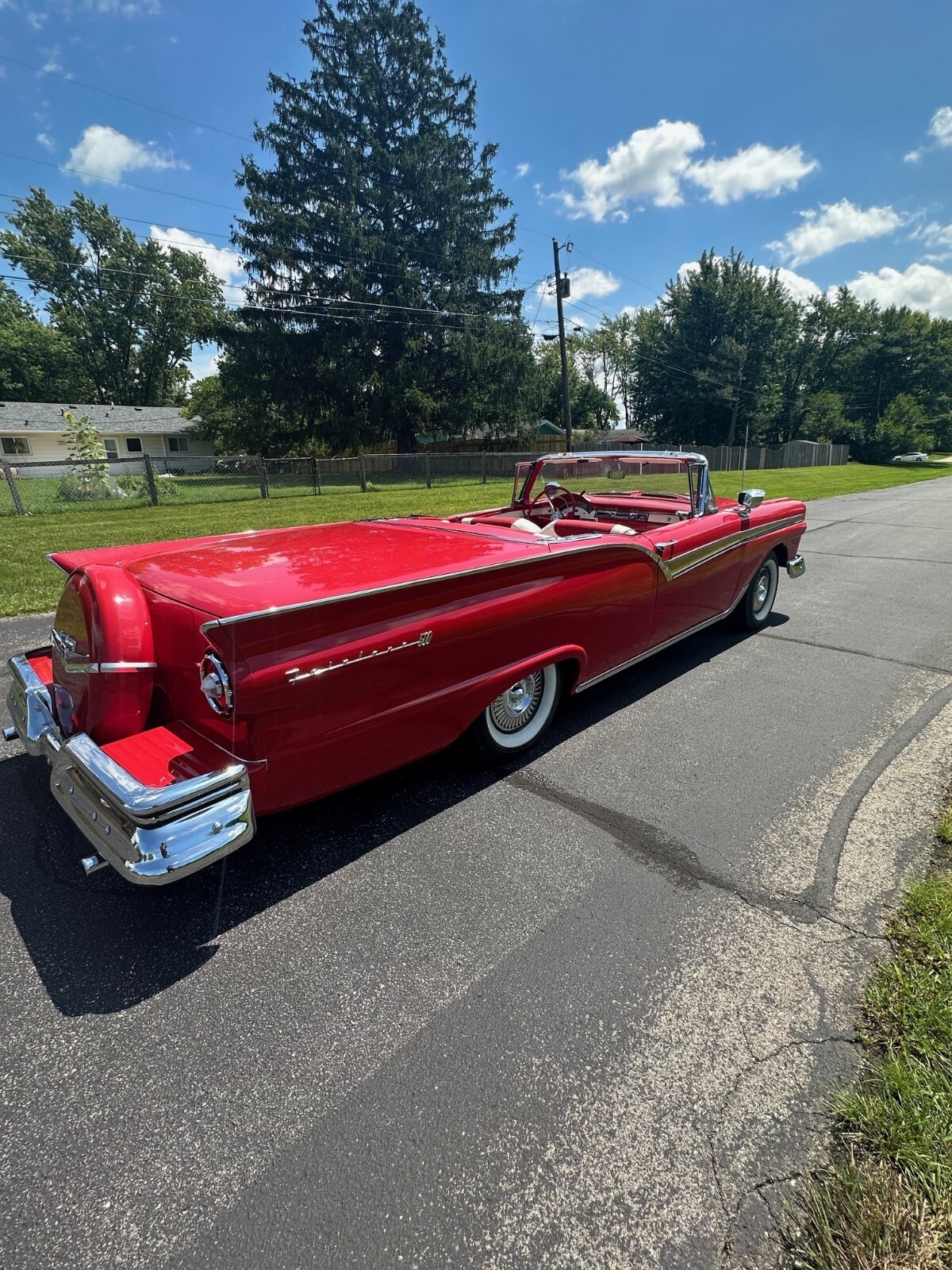 Ford-Fairlane-1957-Convertible-4