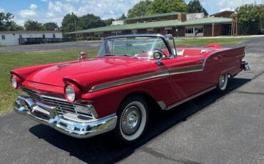 Ford-Fairlane-1957-Convertible