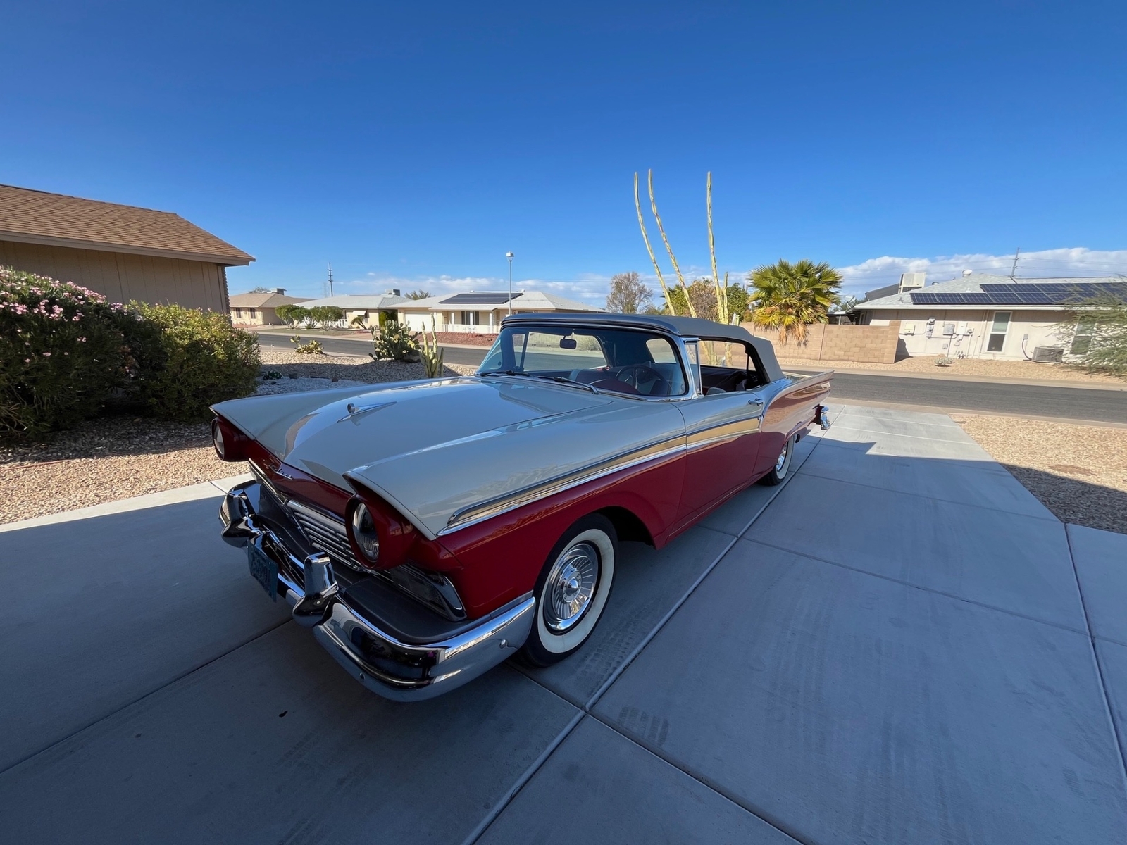 Ford Fairlane 1957 Convertible