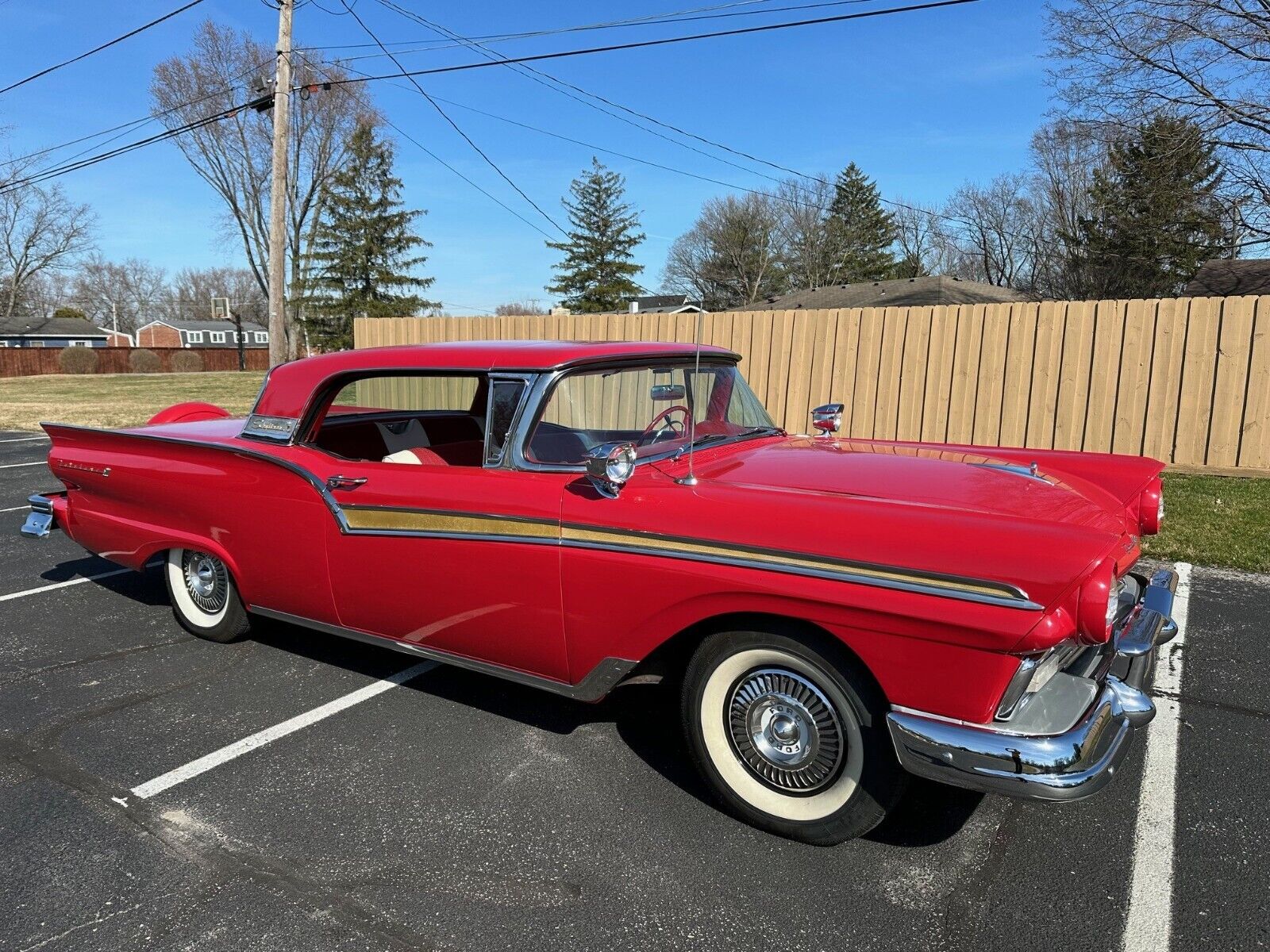 Ford-Fairlane-1957-Convertible-7