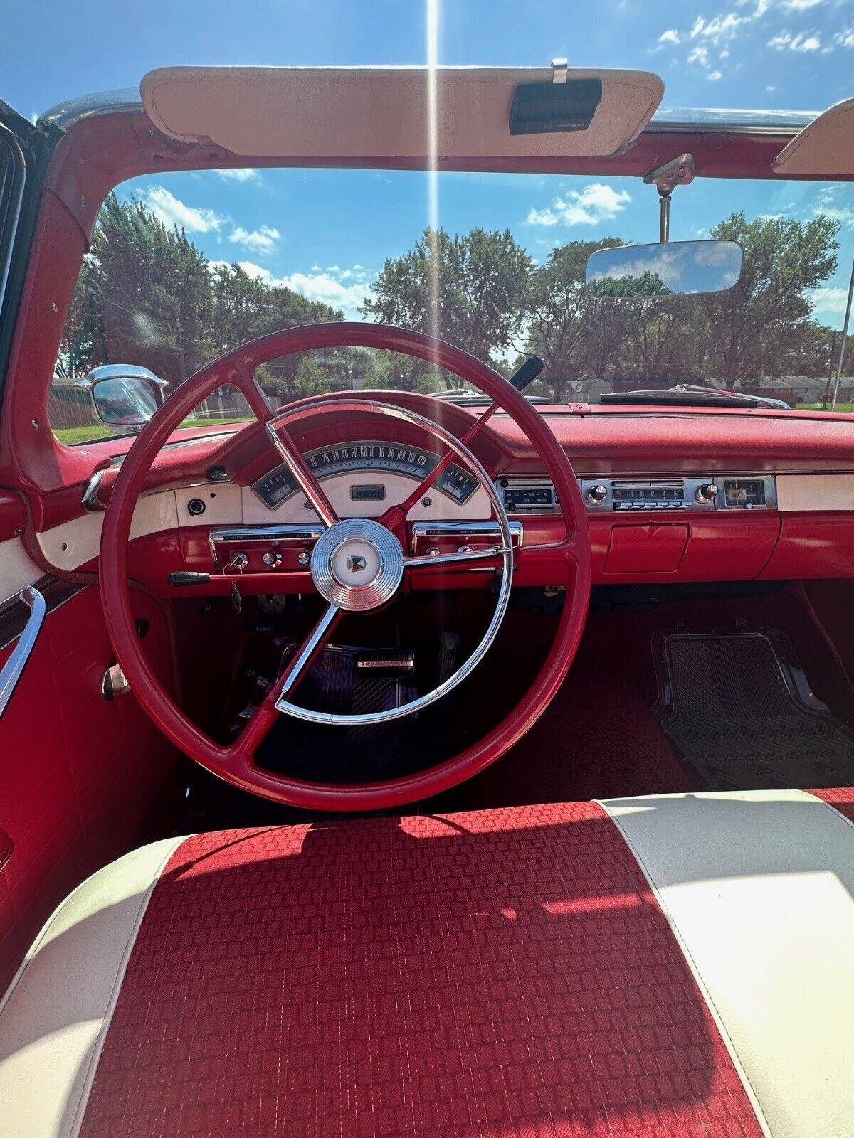 Ford-Fairlane-1957-Convertible-9