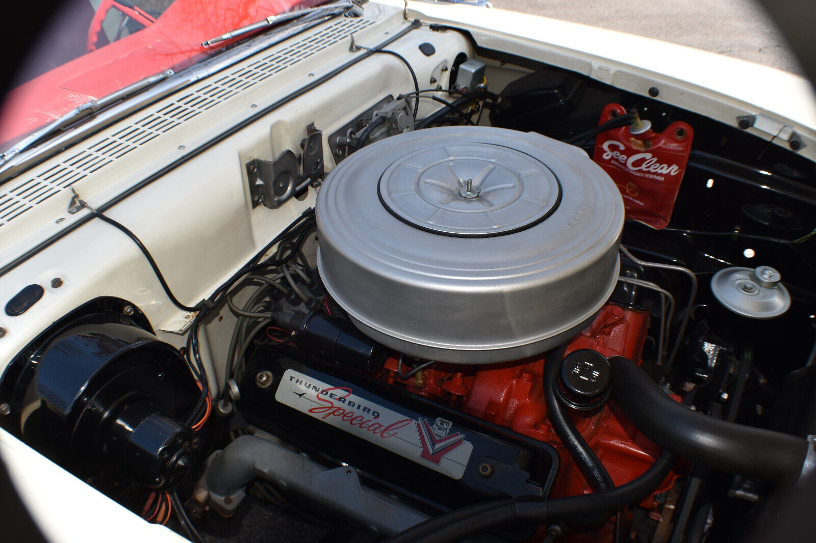 Ford-Fairlane-1957-Coupe-14