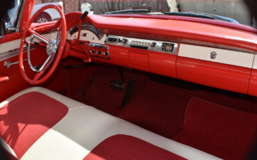 Ford-Fairlane-1957-Coupe-24