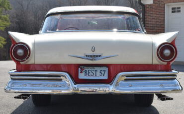 Ford-Fairlane-1957-Coupe-5