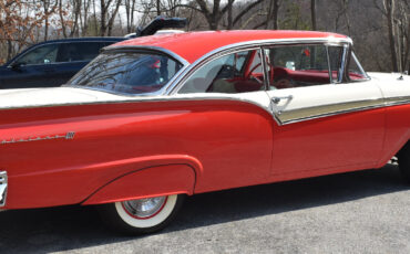 Ford-Fairlane-1957-Coupe-6