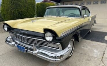 Ford-Fairlane-1957-Sedan-4