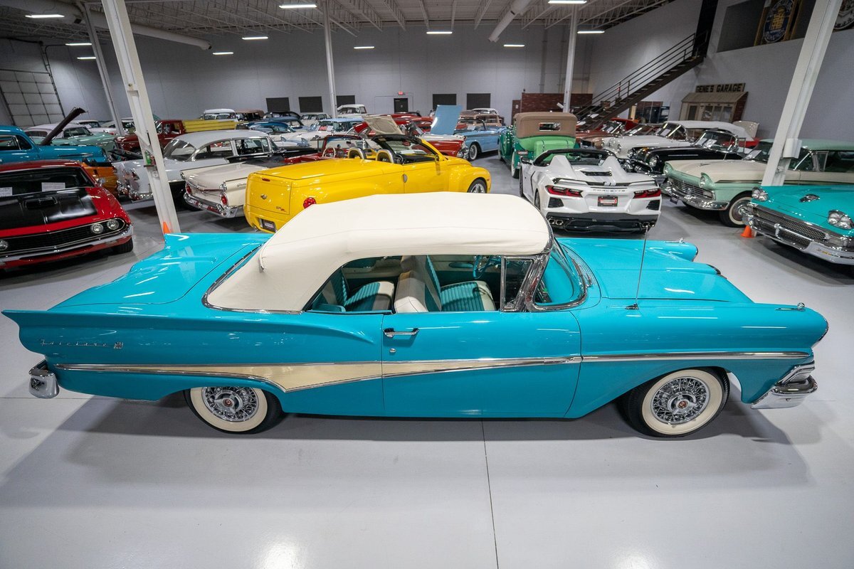 Ford-Fairlane-1958-Convertible-15