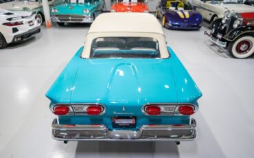 Ford-Fairlane-1958-Convertible-17