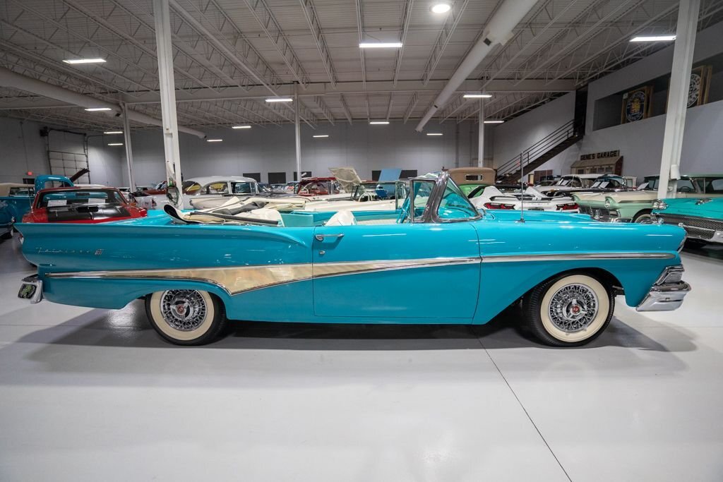 Ford-Fairlane-1958-Convertible-23