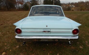 Ford-Fairlane-1962-Coupe-3