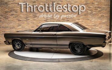 Ford-Fairlane-1967-Coupe-3