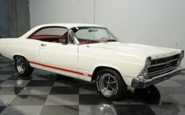 Ford-Fairlane-1967-Fastback-14