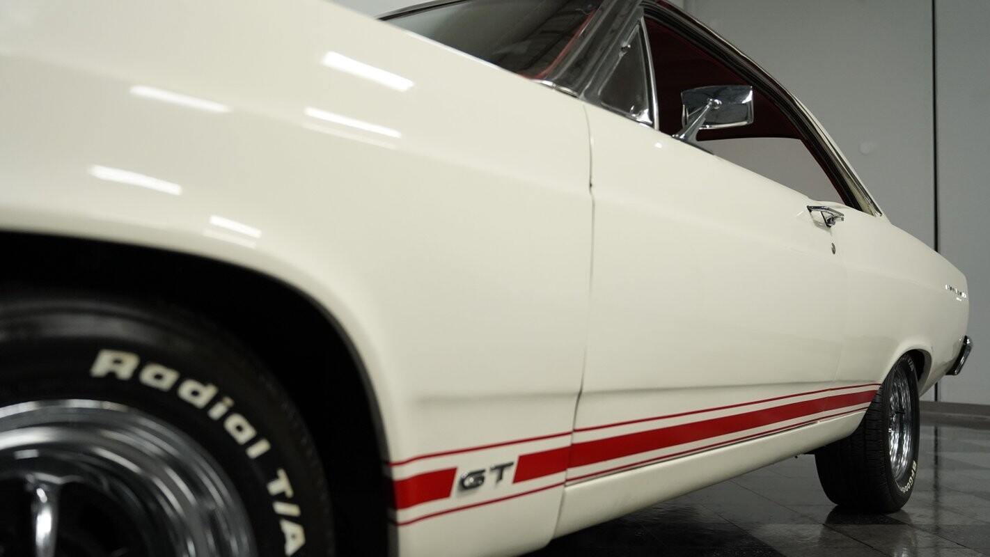 Ford-Fairlane-1967-Fastback-19