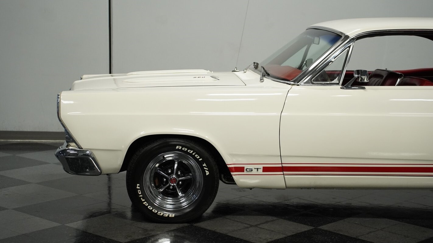 Ford-Fairlane-1967-Fastback-20