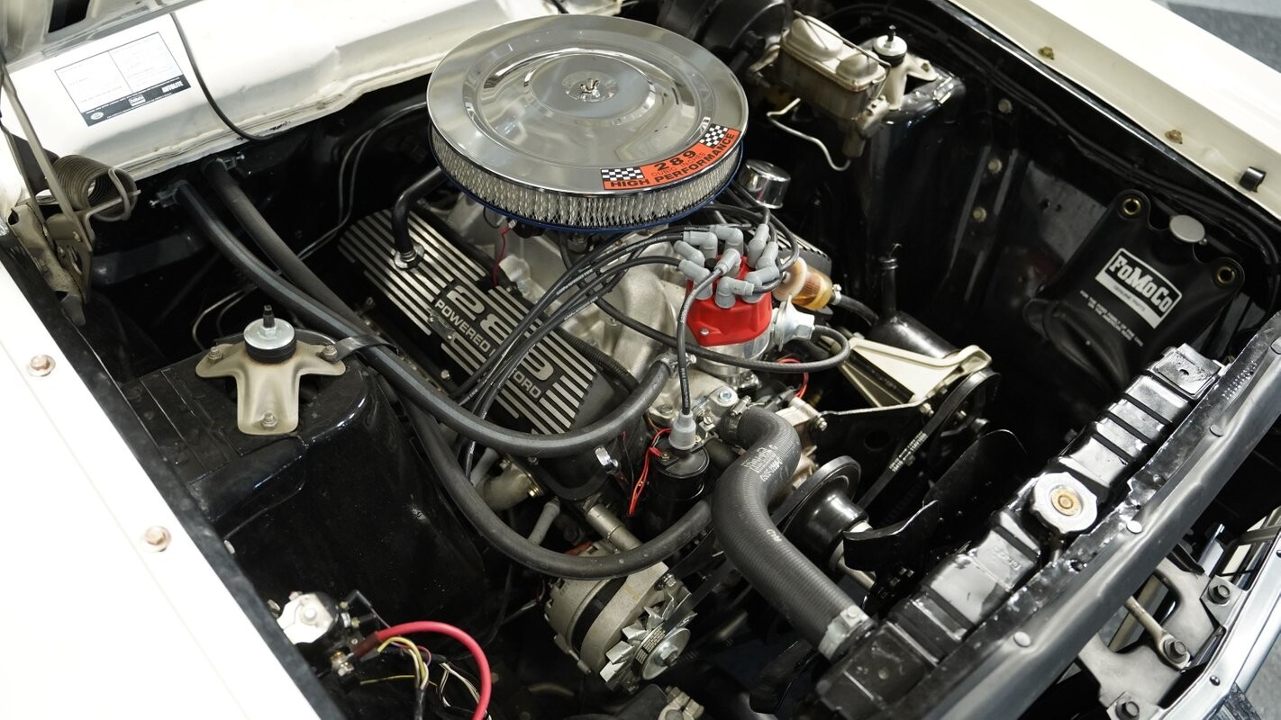 Ford-Fairlane-1967-Fastback-26