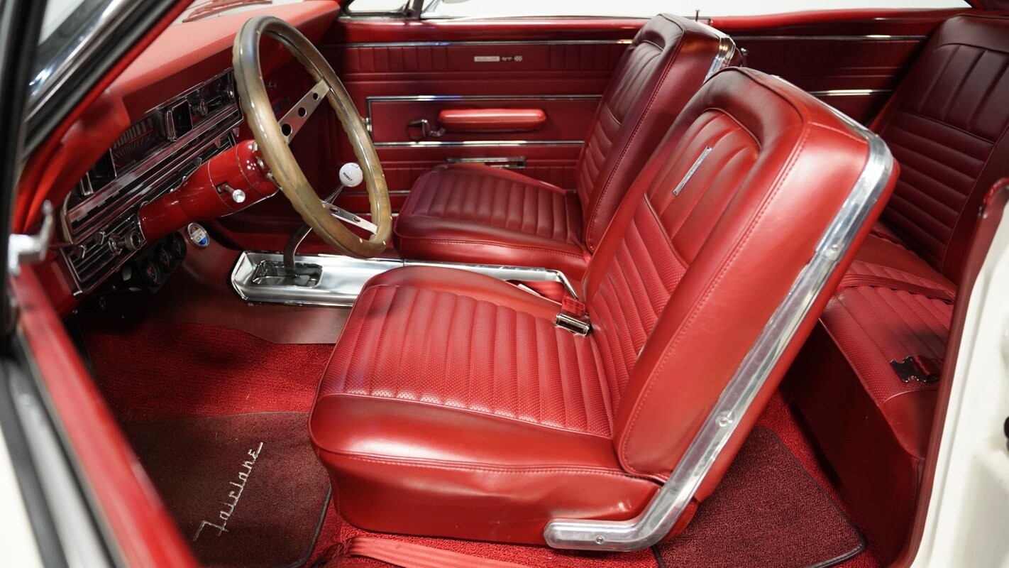 Ford-Fairlane-1967-Fastback-29