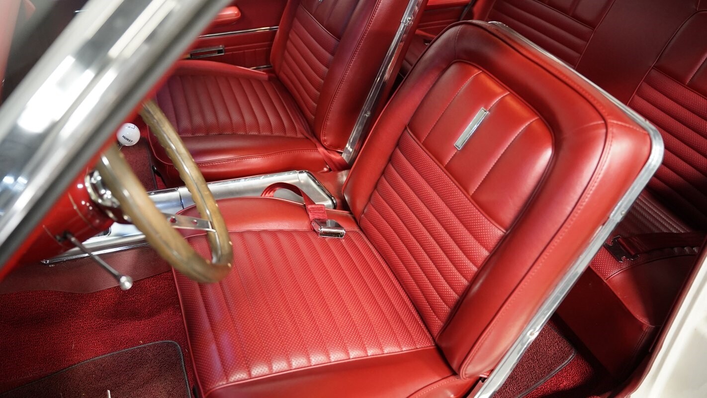 Ford-Fairlane-1967-Fastback-35