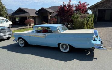 Ford-Fairlane-500-1957-blue-2