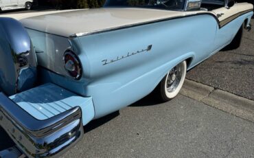 Ford-Fairlane-500-1957-blue-8