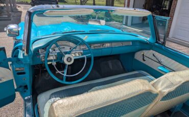 Ford-Fairlane-skyliner-convertible-1958-blue-11