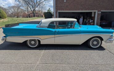 Ford-Fairlane-skyliner-convertible-1958-blue-3