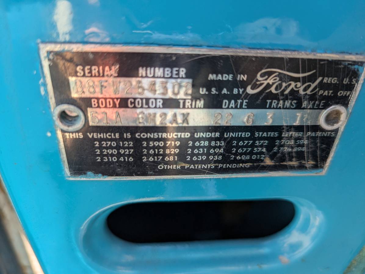 Ford-Fairlane-skyliner-convertible-1958-blue-7