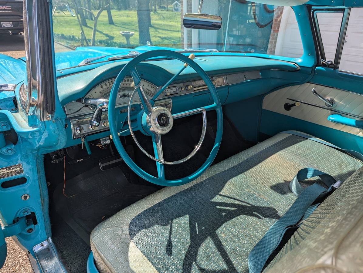 Ford-Fairlane-skyliner-convertible-1958-blue-8