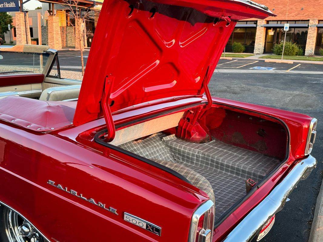 Ford-Fairlane-xl-1966-red-17
