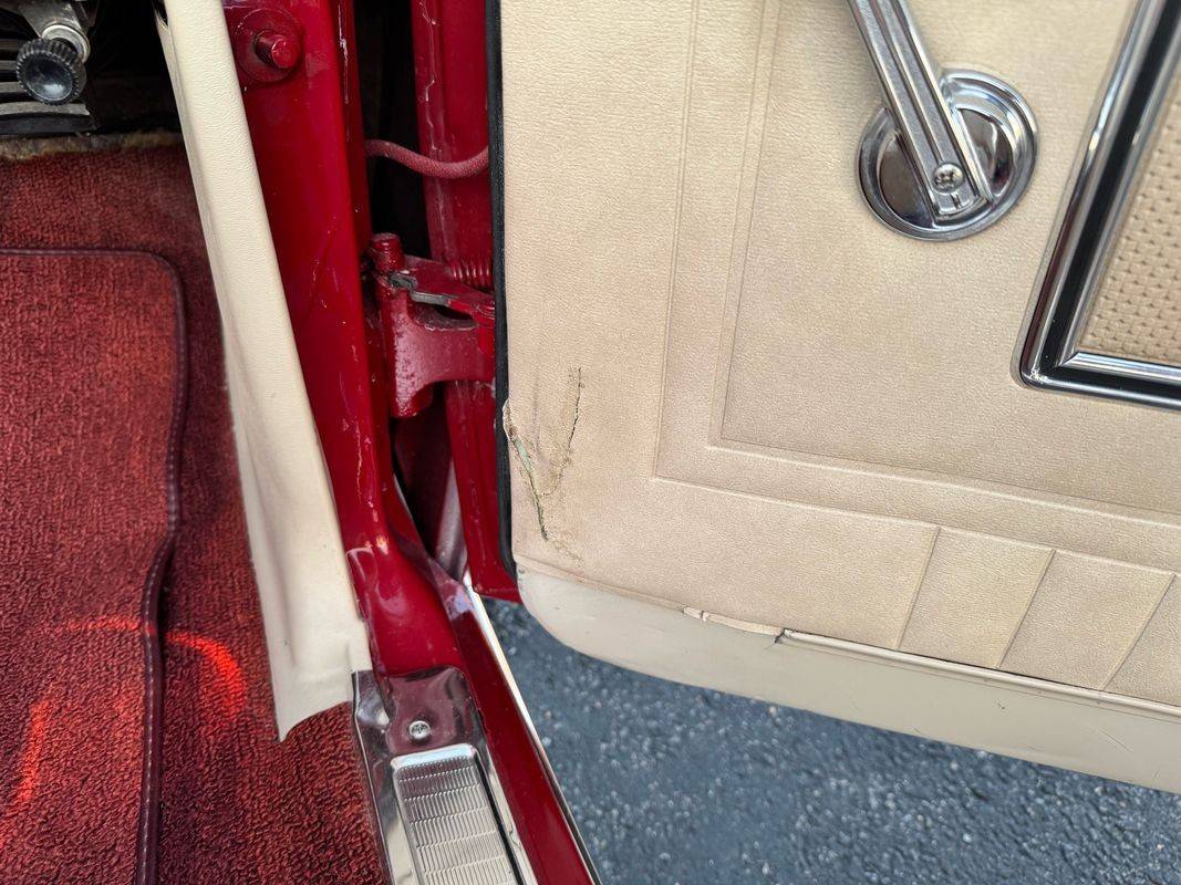 Ford-Fairlane-xl-1966-red-3