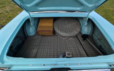 Ford-Falcon-1961-blue-10