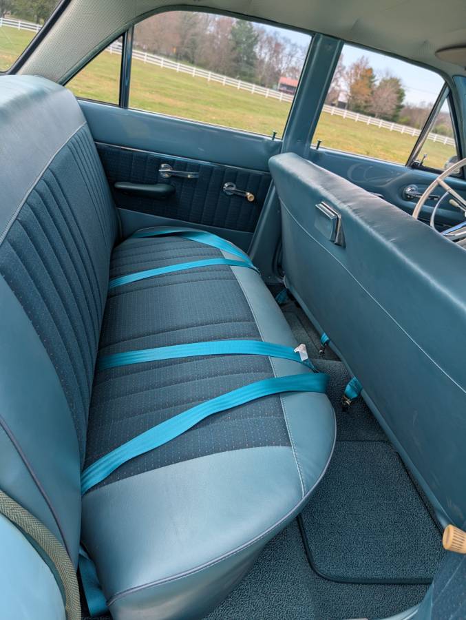 Ford-Falcon-1961-blue-12