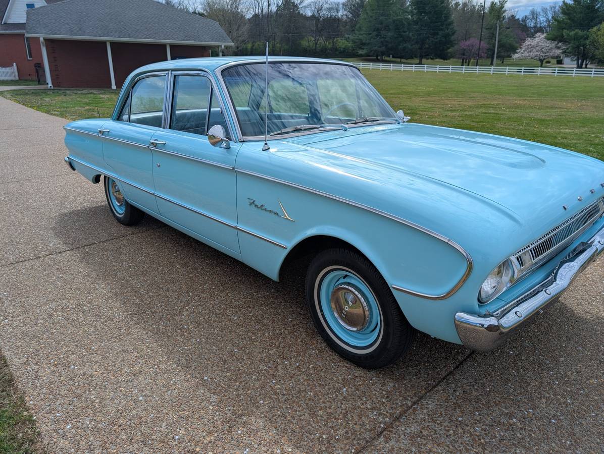 Ford Falcon  1961 blue