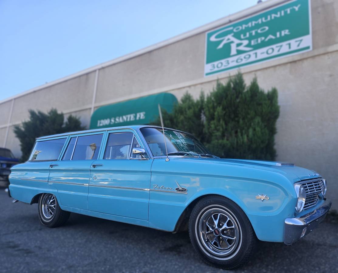 Ford Falcon  1963 blue