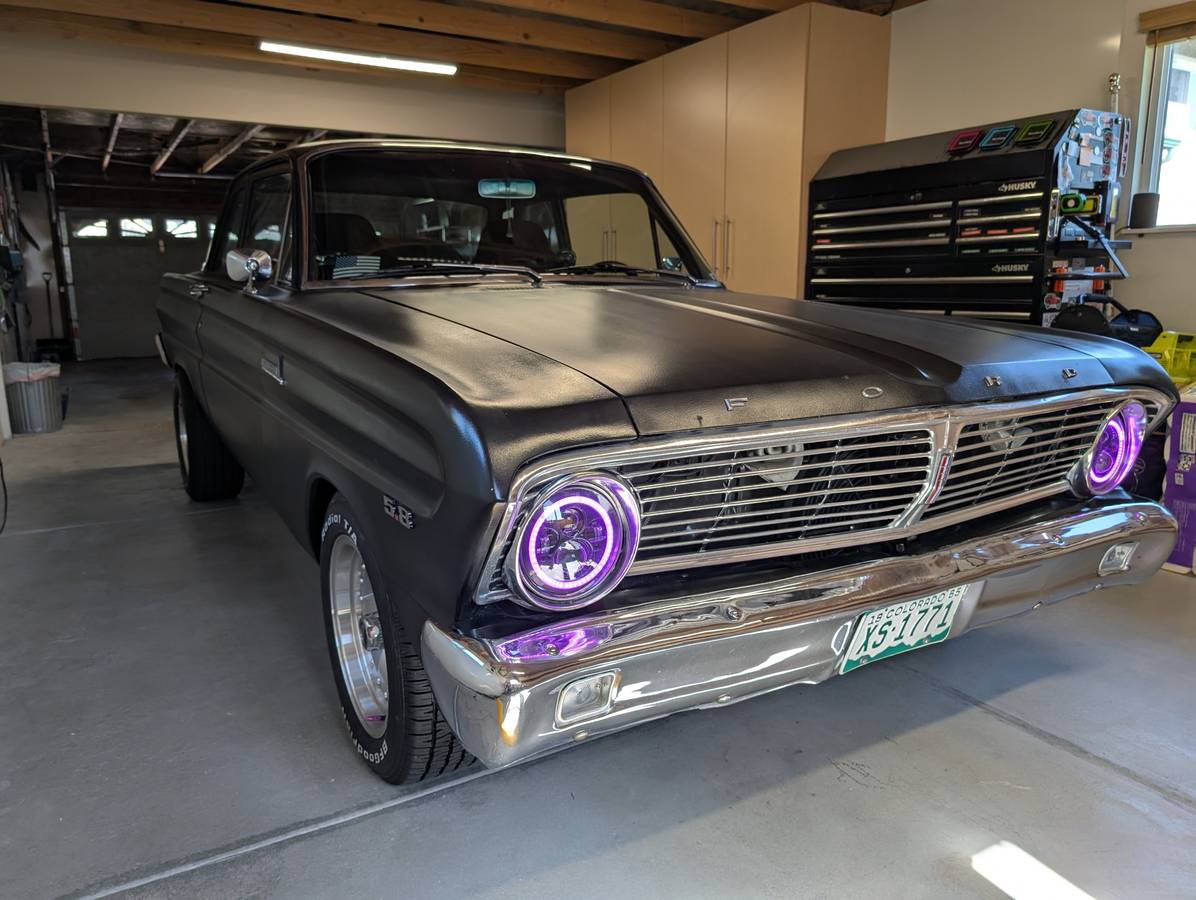 Ford-Falcon-1965-black-1