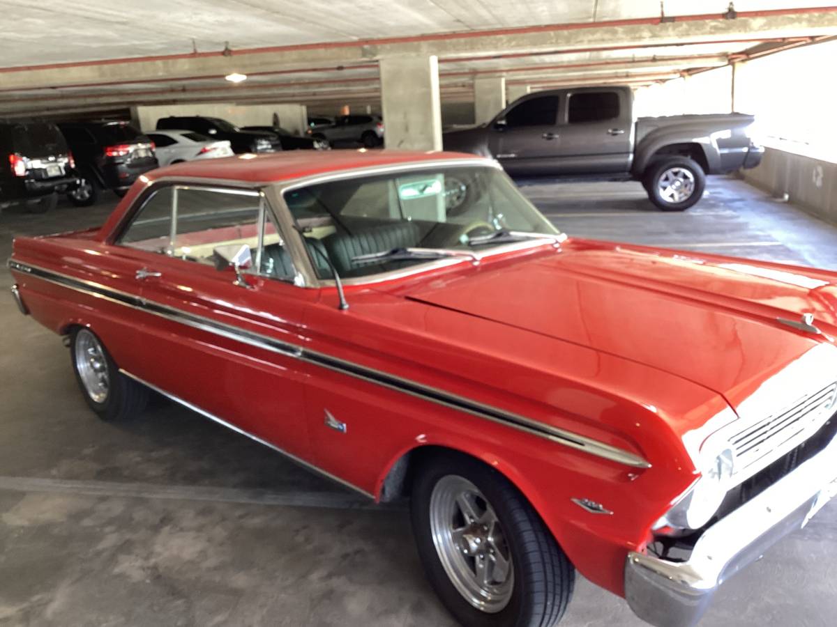 Ford-Falcon-1965-red-4