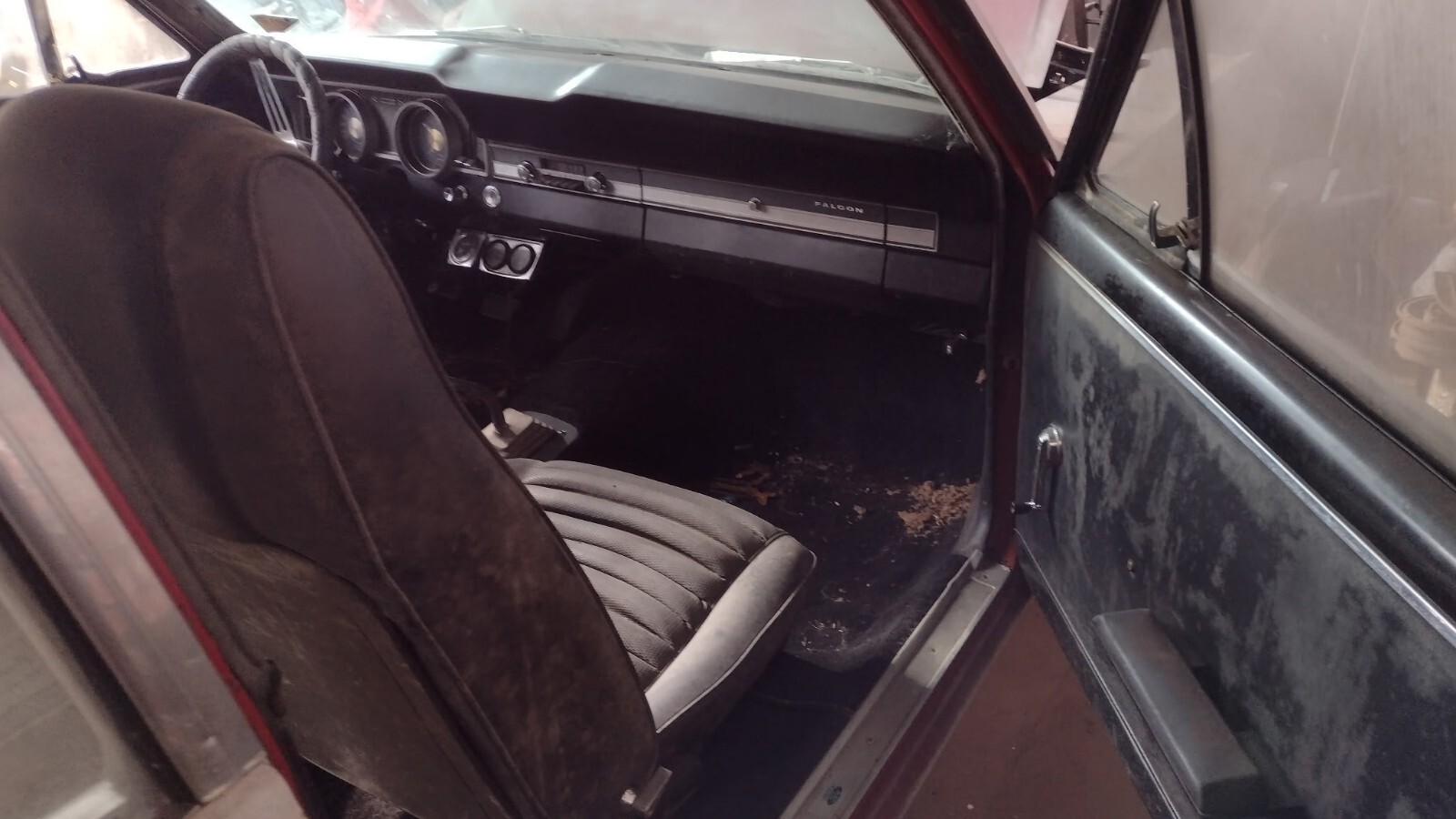 Ford-Falcon-1967-23