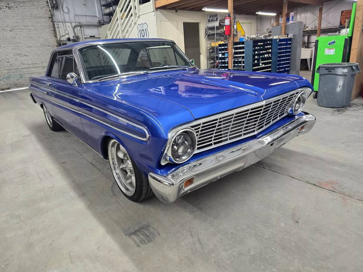 Ford-Falcon-sprint-hardtop-1964
