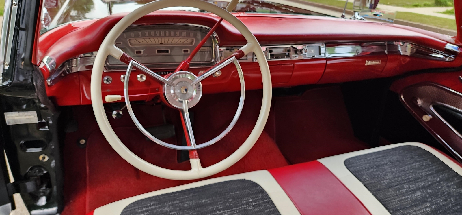 Ford-Galaxie-1959-2-dr-22