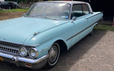 Ford-Galaxie-1961-4