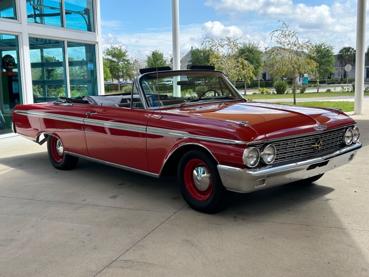 Ford-Galaxie-1962-Convertible-2