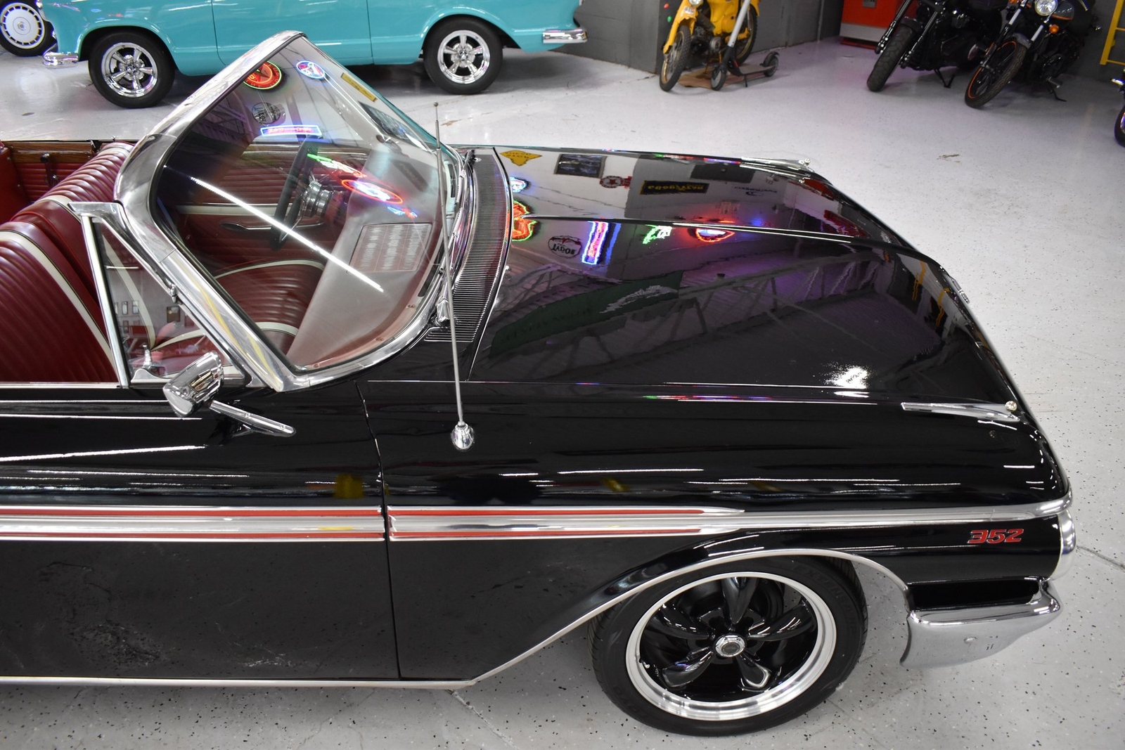 Ford-Galaxie-1962-Convertible-4